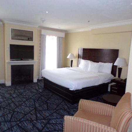 Niagara Crossing Hotel And Spa Lewiston Exteriér fotografie