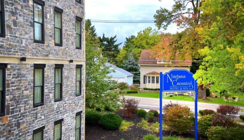 Niagara Crossing Hotel And Spa Lewiston Exteriér fotografie
